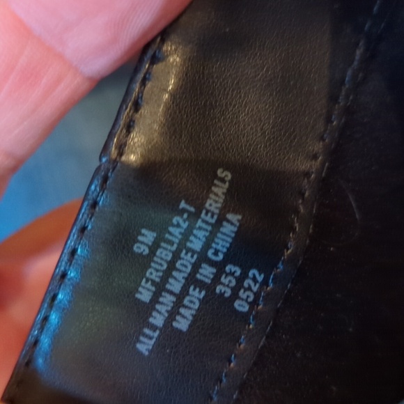 NWT Beautiful Marc Fisher Rublia Classic High Heeled Black Boots. sz 9 - Picture 15 of 15